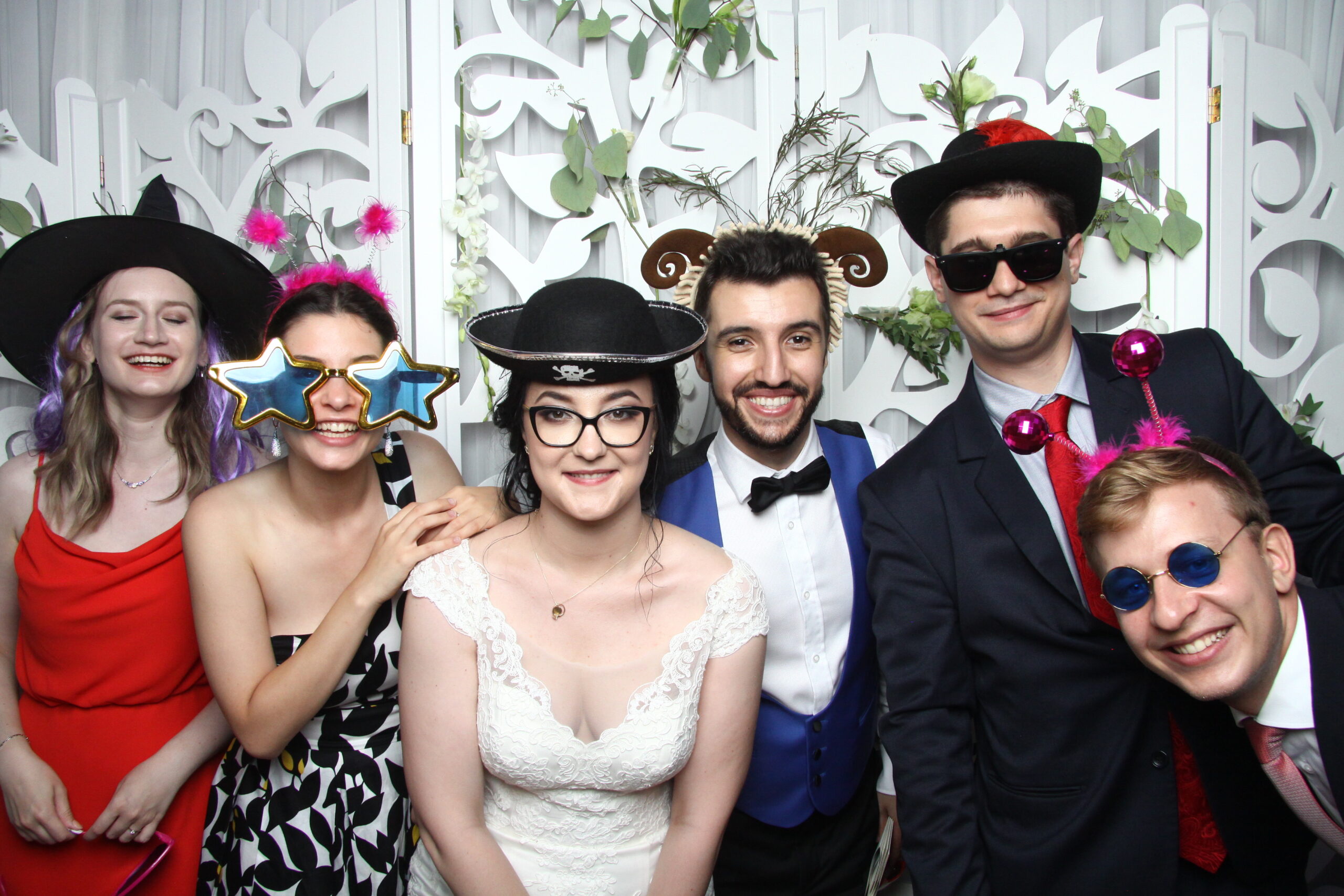 https://www.photomagique.ro/wp-content/uploads/2020/06/Andreea-Alex-scaled.jpg